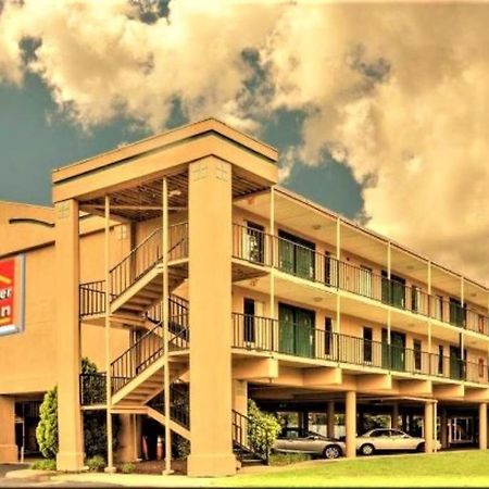 Norge Super Inn Williamsburg المظهر الخارجي الصورة