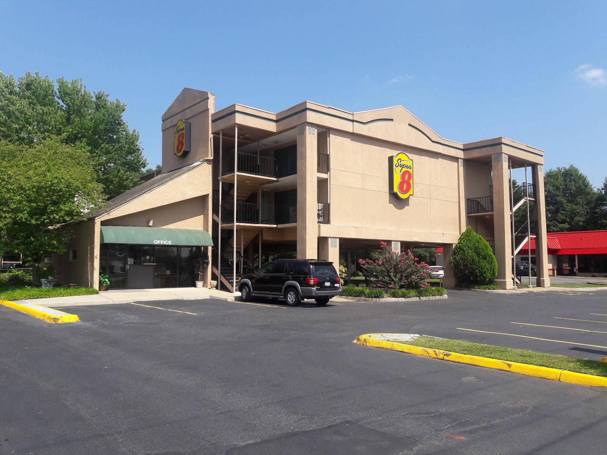 Norge Super Inn Williamsburg المظهر الخارجي الصورة